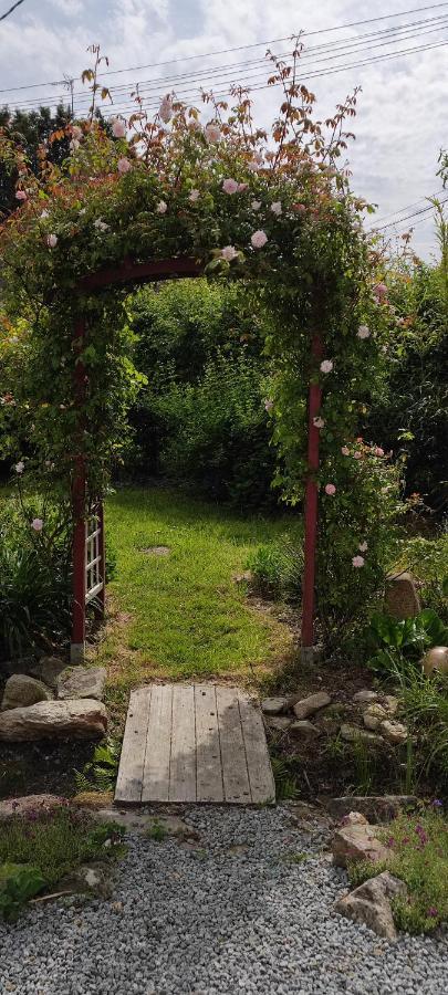 Les Volets Gris Villa La Croix-Helléan Esterno foto